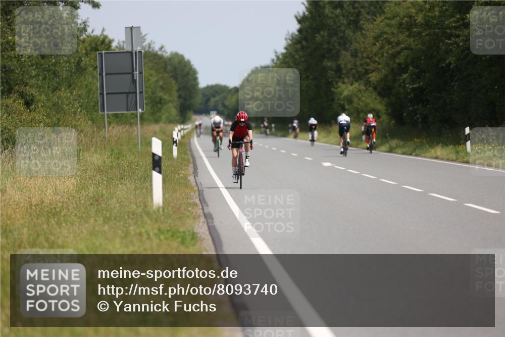 22.06.2025 - Viking Triathlon Yannick Fuchs http://msf.ph/oto/8093740 22.06.2025 11:56:01 Radfahren 217, 245, 318, 459, 499, 555, 625 meine-sportfotos.de
