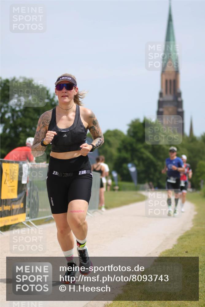 22.06.2025 - Viking Triathlon H.Heesch http://msf.ph/oto/8093743 22.06.2025 13:03:52 Laufen 214, 464, 508, 602 meine-sportfotos.de