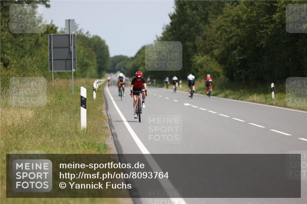 22.06.2025 - Viking Triathlon Yannick Fuchs http://msf.ph/oto/8093764 22.06.2025 11:56:02 Radfahren 125, 217, 245, 459, 499, 555, 625 meine-sportfotos.de