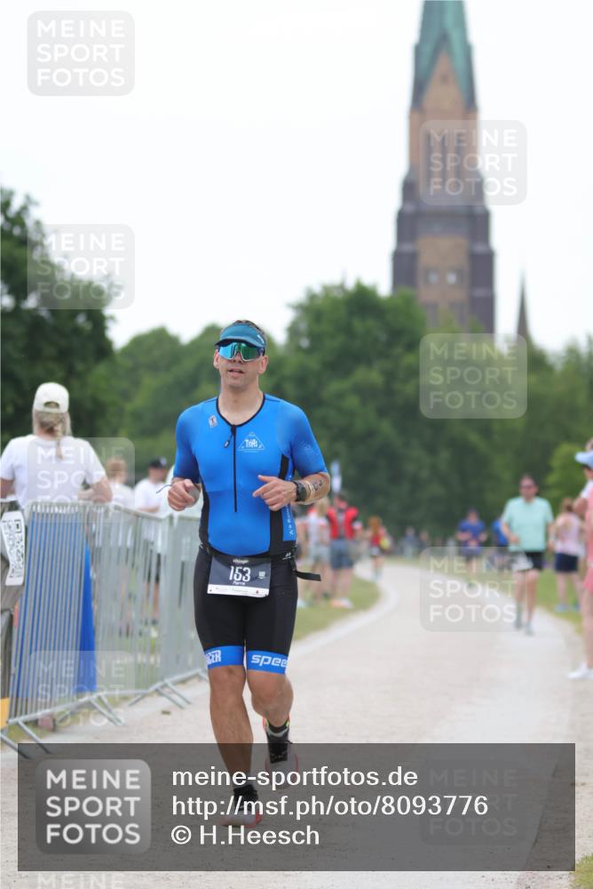 22.06.2025 - Viking Triathlon H.Heesch http://msf.ph/oto/8093776 22.06.2025 16:05:50 Laufen 153 meine-sportfotos.de