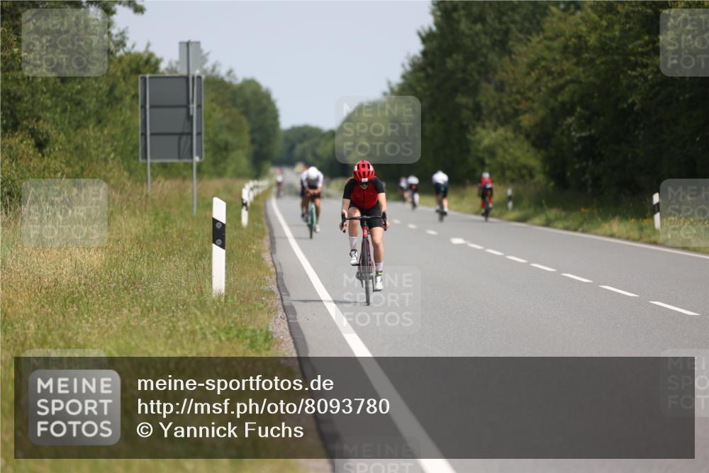 22.06.2025 - Viking Triathlon Yannick Fuchs http://msf.ph/oto/8093780 22.06.2025 11:56:03 Radfahren 125, 217, 245, 459, 499, 555 meine-sportfotos.de