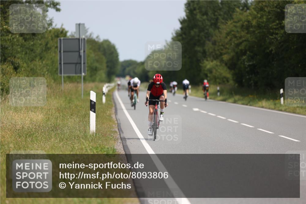22.06.2025 - Viking Triathlon Yannick Fuchs http://msf.ph/oto/8093806 22.06.2025 11:56:03 Radfahren 125, 217, 245, 459, 499, 555 meine-sportfotos.de