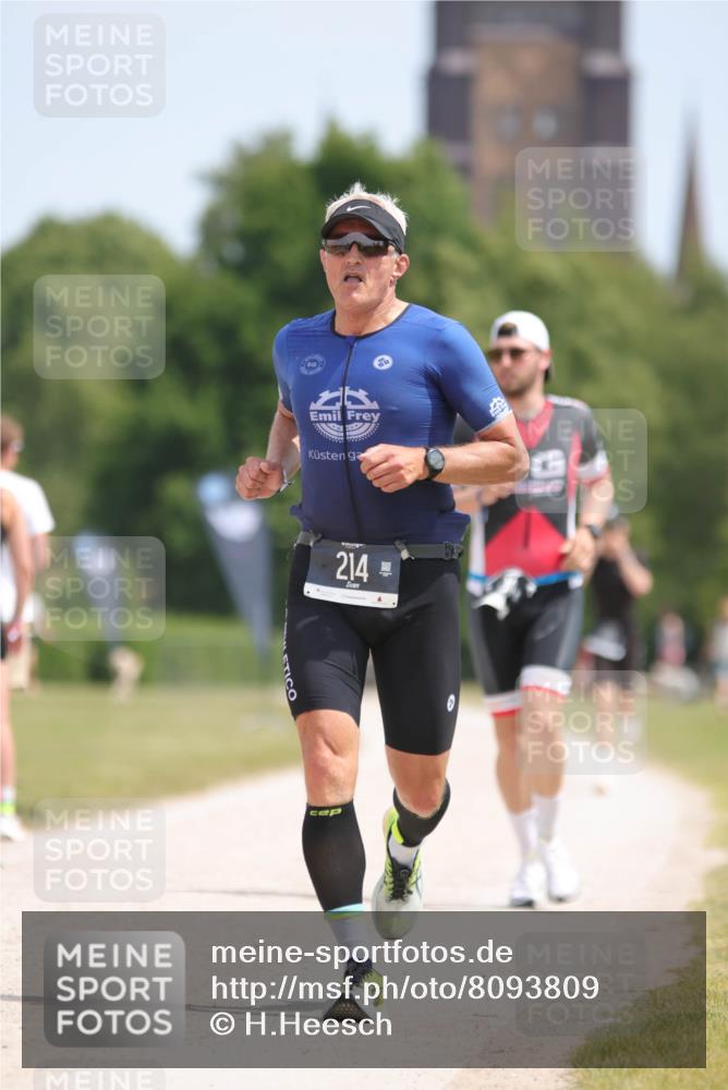 22.06.2025 - Viking Triathlon H.Heesch http://msf.ph/oto/8093809 22.06.2025 13:03:54 Laufen 214, 330, 602 meine-sportfotos.de