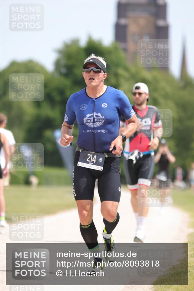 22.06.2025 - Viking Triathlon H.Heesch http://msf.ph/oto/8093818 22.06.2025 13:03:55 Laufen 214, 330, 602 meine-sportfotos.de