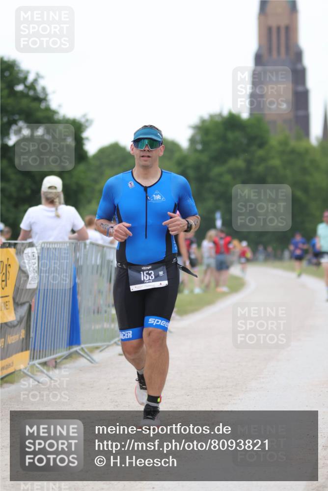 22.06.2025 - Viking Triathlon H.Heesch http://msf.ph/oto/8093821 22.06.2025 16:05:50 Laufen 153 meine-sportfotos.de