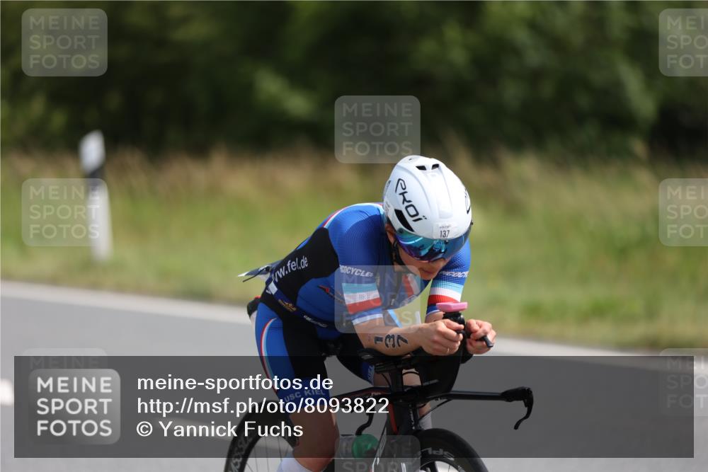 22.06.2025 - Viking Triathlon Yannick Fuchs http://msf.ph/oto/8093822 22.06.2025 11:19:04 Radfahren 4, 137, 190, 353, 374, 515, 527, 641 meine-sportfotos.de