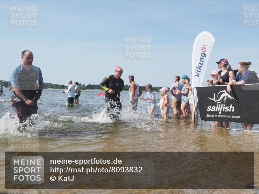 22.06.2025 - Viking Triathlon KatJ http://msf.ph/oto/8093832 22.06.2025 10:29:21 Schwimmen 11, 30, 33, 243, 458, 612, 652 meine-sportfotos.de