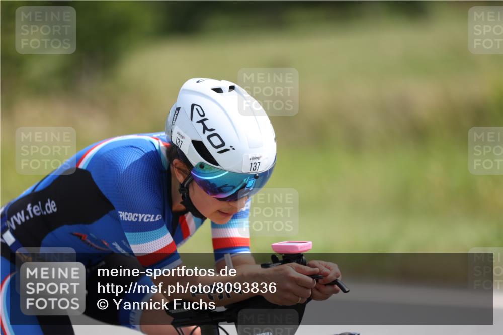 22.06.2025 - Viking Triathlon Yannick Fuchs http://msf.ph/oto/8093836 22.06.2025 11:19:04 Radfahren 4, 137, 190, 353, 374, 515, 527, 641 meine-sportfotos.de