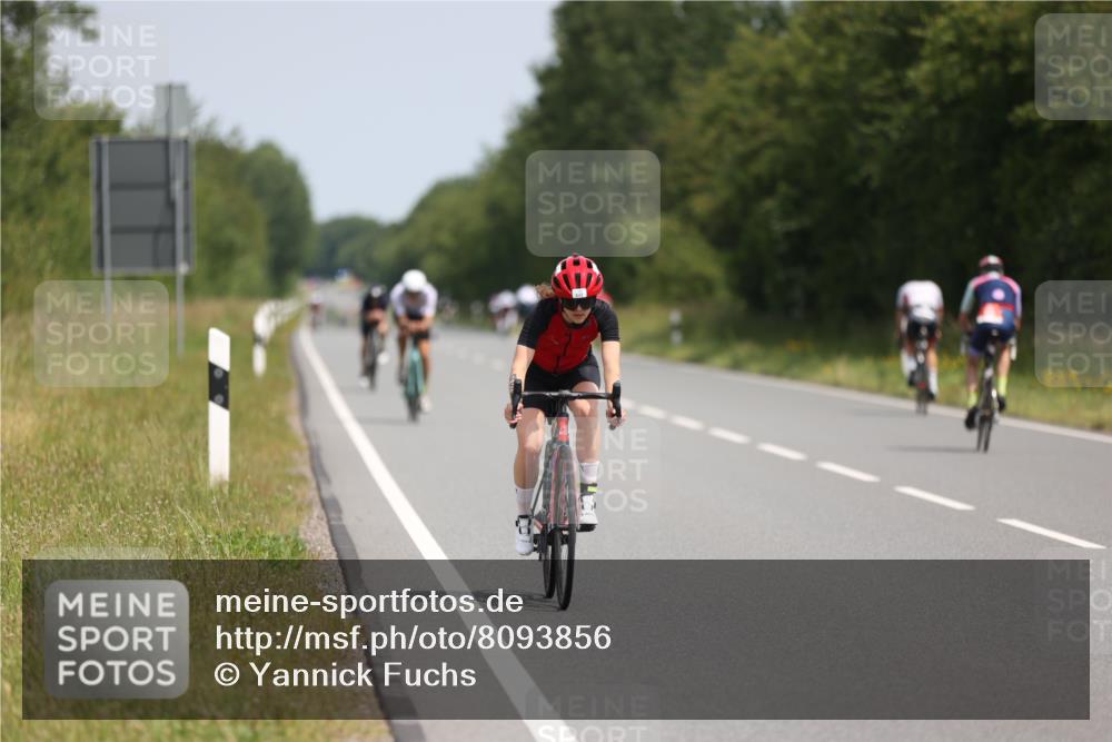 22.06.2025 - Viking Triathlon Yannick Fuchs http://msf.ph/oto/8093856 22.06.2025 11:56:05 Radfahren 125, 217, 245, 379, 499, 555 meine-sportfotos.de