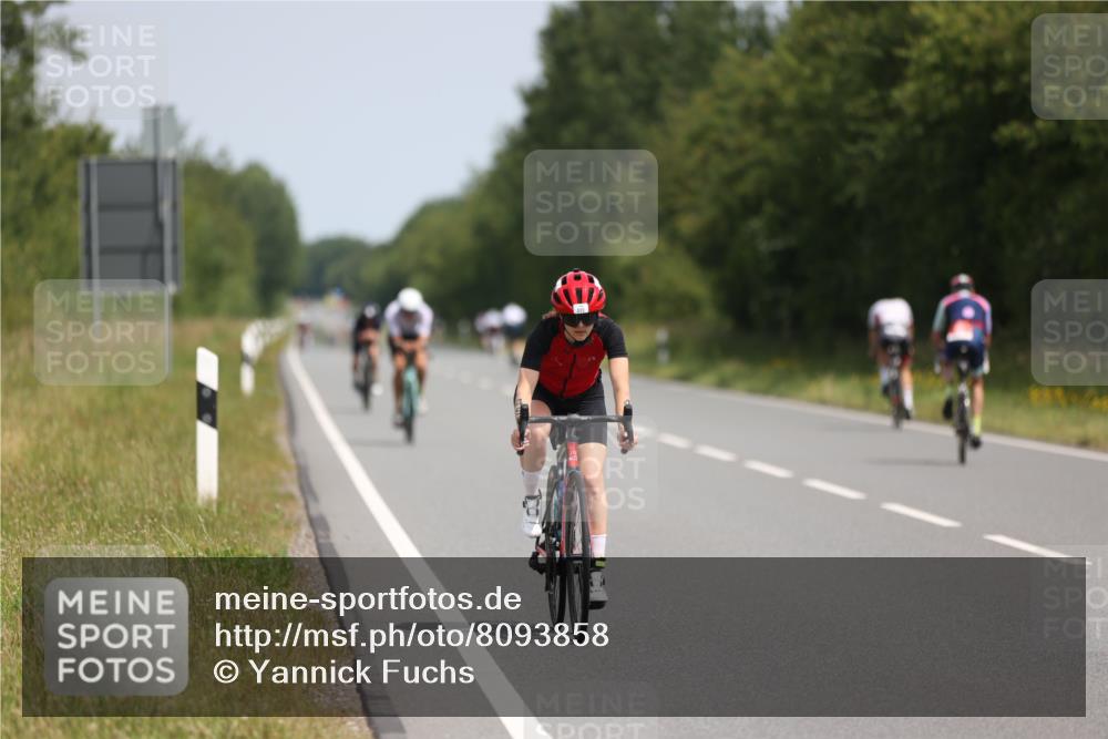 22.06.2025 - Viking Triathlon Yannick Fuchs http://msf.ph/oto/8093858 22.06.2025 11:56:05 Radfahren 125, 217, 245, 379, 499, 555 meine-sportfotos.de