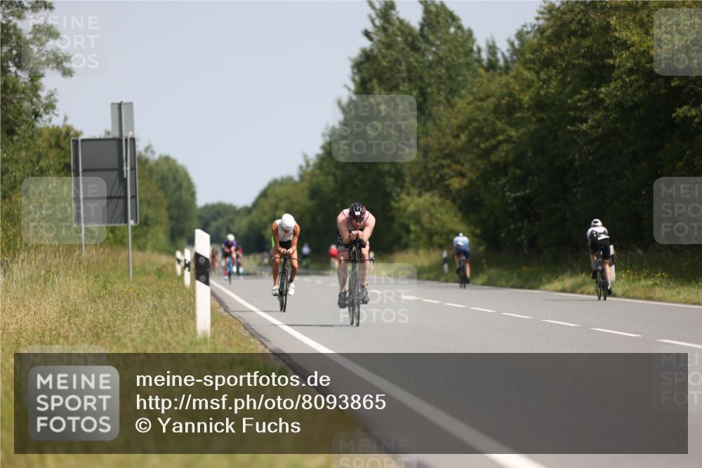 22.06.2025 - Viking Triathlon Yannick Fuchs http://msf.ph/oto/8093865 22.06.2025 11:19:31 Radfahren 255, 349 meine-sportfotos.de