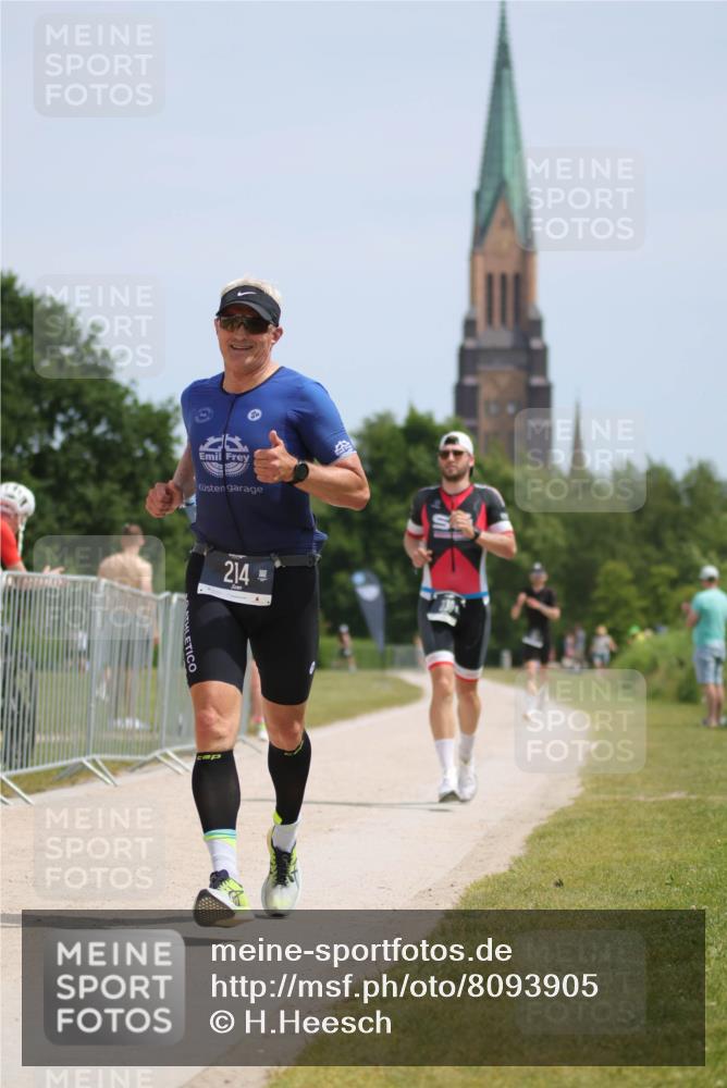 22.06.2025 - Viking Triathlon H.Heesch http://msf.ph/oto/8093905 22.06.2025 13:03:56 Laufen 214, 330, 602 meine-sportfotos.de