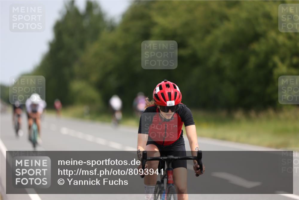 22.06.2025 - Viking Triathlon Yannick Fuchs http://msf.ph/oto/8093941 22.06.2025 11:56:07 Radfahren 125, 217, 245, 379, 499, 555 meine-sportfotos.de