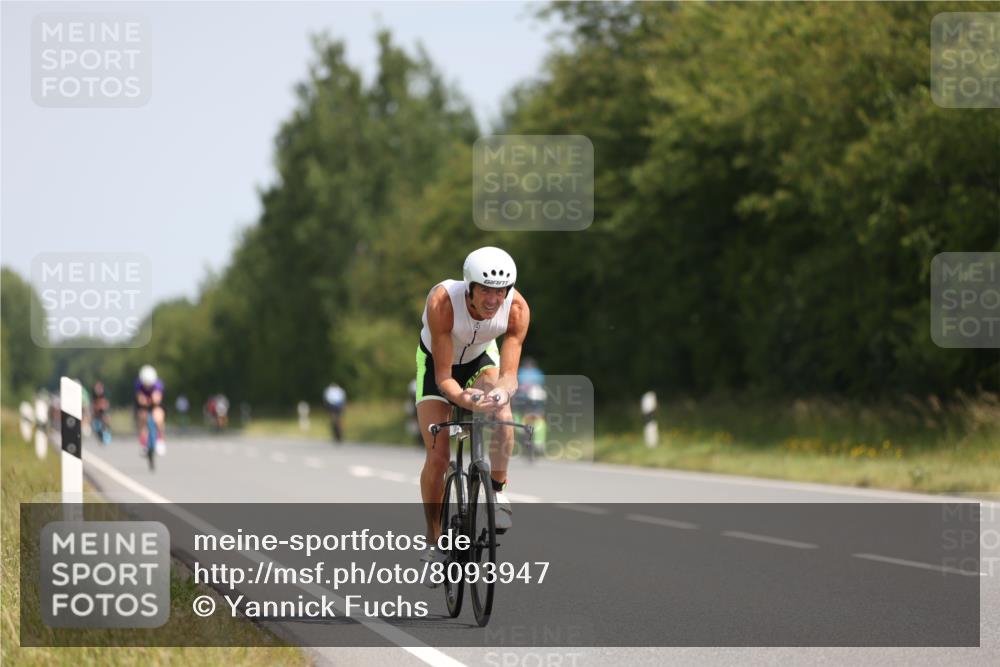 22.06.2025 - Viking Triathlon Yannick Fuchs http://msf.ph/oto/8093947 22.06.2025 11:19:35 Radfahren 255, 299, 349 meine-sportfotos.de