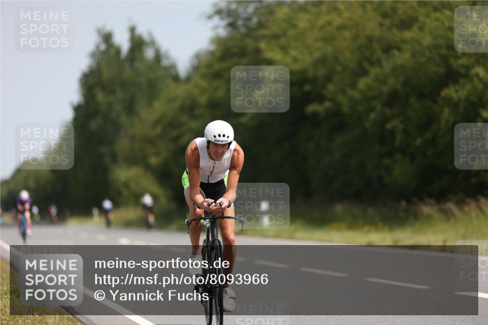 22.06.2025 - Viking Triathlon Yannick Fuchs http://msf.ph/oto/8093966 22.06.2025 11:19:35 Radfahren 255, 299, 349 meine-sportfotos.de