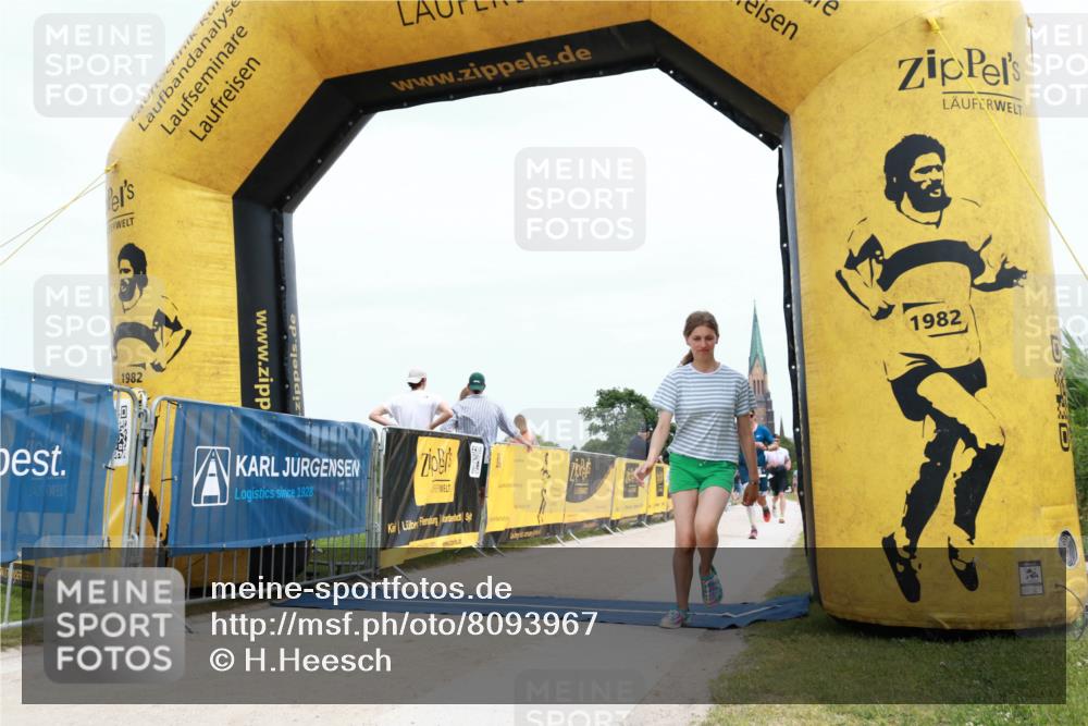 22.06.2025 - Viking Triathlon H.Heesch http://msf.ph/oto/8093967 22.06.2025 13:59:58 Laufen 95, 603 meine-sportfotos.de
