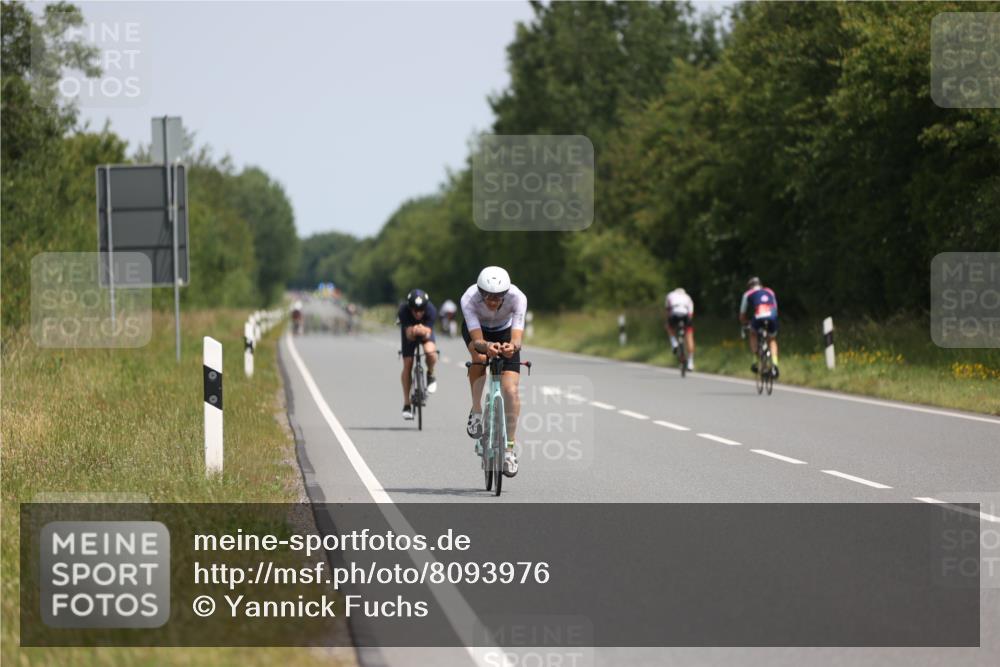 22.06.2025 - Viking Triathlon Yannick Fuchs http://msf.ph/oto/8093976 22.06.2025 11:56:07 Radfahren 125, 217, 245, 379, 499, 555 meine-sportfotos.de
