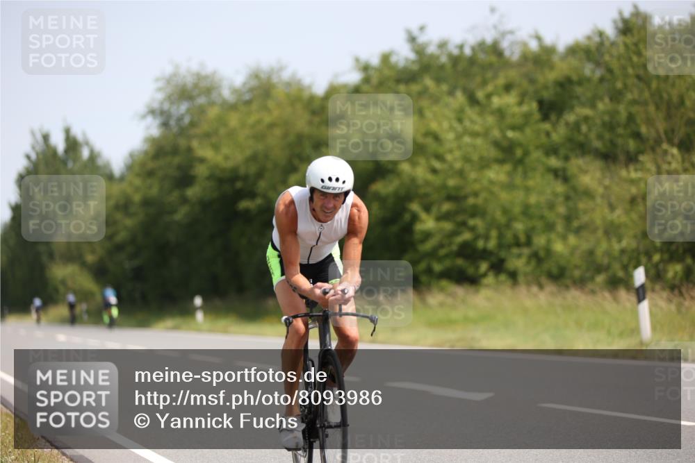 22.06.2025 - Viking Triathlon Yannick Fuchs http://msf.ph/oto/8093986 22.06.2025 11:19:36 Radfahren 255, 299, 349 meine-sportfotos.de