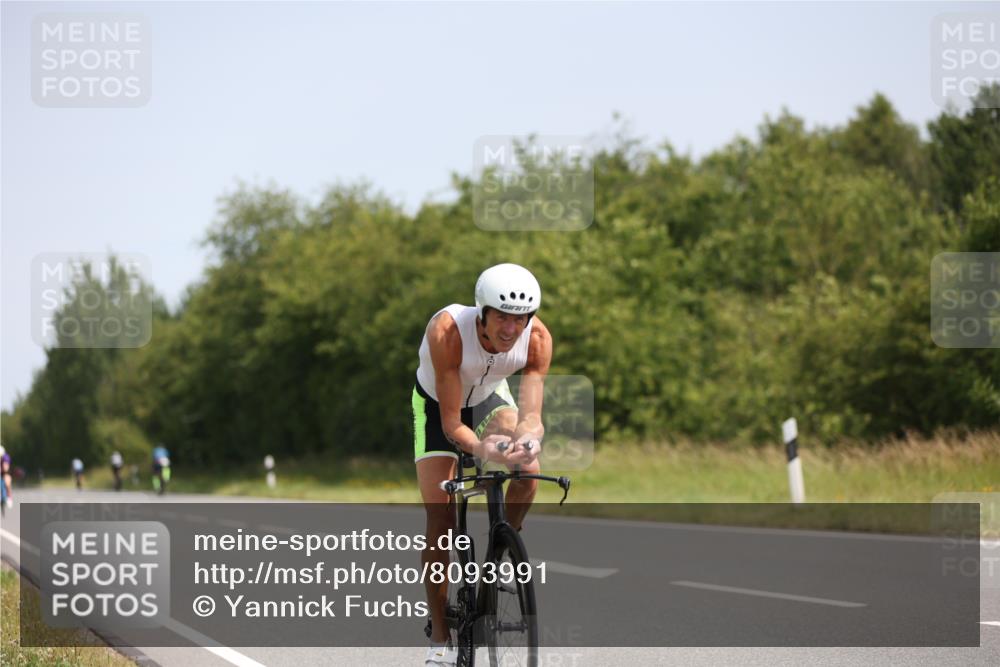 22.06.2025 - Viking Triathlon Yannick Fuchs http://msf.ph/oto/8093991 22.06.2025 11:19:36 Radfahren 255, 299, 349 meine-sportfotos.de