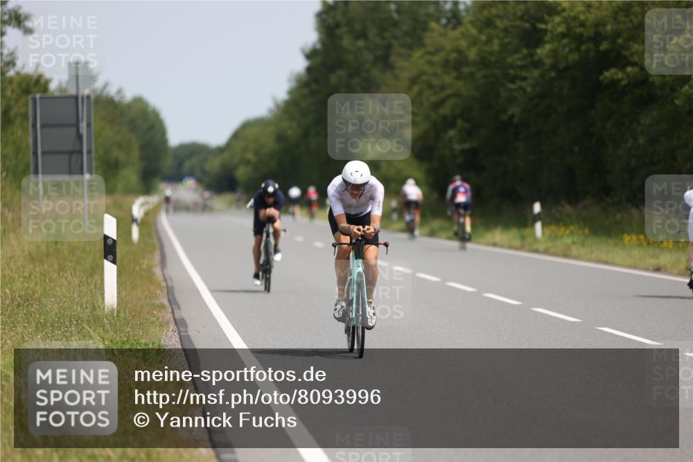 22.06.2025 - Viking Triathlon Yannick Fuchs http://msf.ph/oto/8093996 22.06.2025 11:56:08 Radfahren 125, 245, 379, 493, 499, 555 meine-sportfotos.de