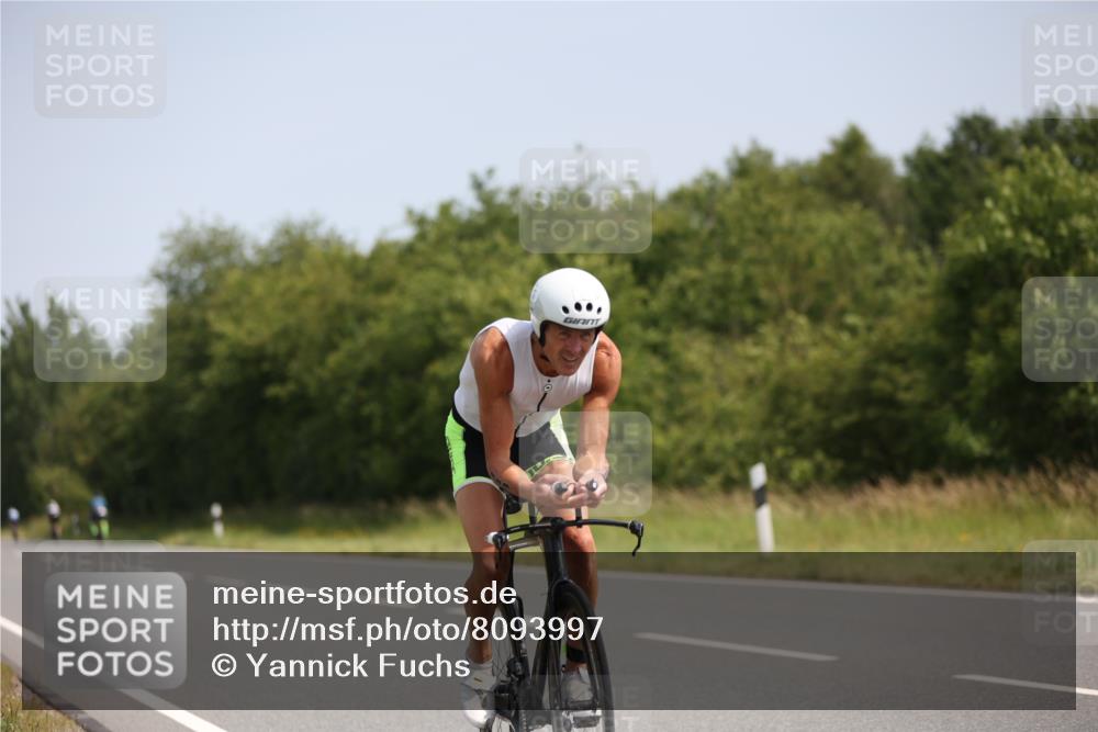 22.06.2025 - Viking Triathlon Yannick Fuchs http://msf.ph/oto/8093997 22.06.2025 11:19:37 Radfahren 255, 299, 349 meine-sportfotos.de