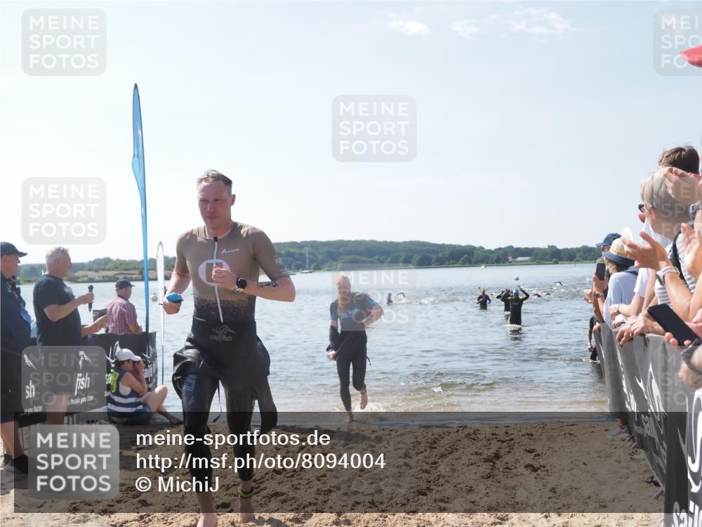 22.06.2025 - Viking Triathlon MichiJ http://msf.ph/oto/8094004 22.06.2025 10:40:00 Schwimmen 248, 283, 437, 518, 538 meine-sportfotos.de
