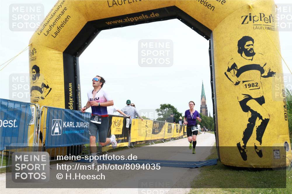 22.06.2025 - Viking Triathlon H.Heesch http://msf.ph/oto/8094035 22.06.2025 14:00:51 Laufen 243, 415 meine-sportfotos.de