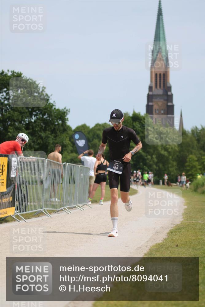 22.06.2025 - Viking Triathlon H.Heesch http://msf.ph/oto/8094041 22.06.2025 13:04:04 Laufen 193, 330 meine-sportfotos.de