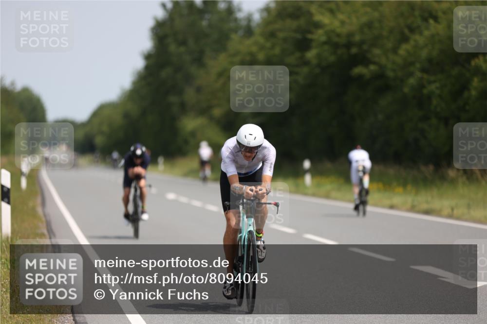 22.06.2025 - Viking Triathlon Yannick Fuchs http://msf.ph/oto/8094045 22.06.2025 11:56:09 Radfahren 125, 245, 379, 493, 499, 555, 647 meine-sportfotos.de