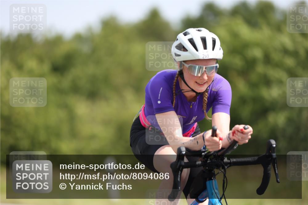 22.06.2025 - Viking Triathlon Yannick Fuchs http://msf.ph/oto/8094086 22.06.2025 11:19:43 Radfahren 17, 62, 100, 224, 278, 299, 457, 520, 623 meine-sportfotos.de