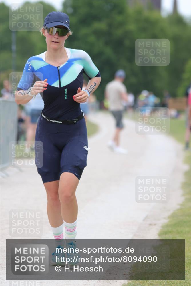 22.06.2025 - Viking Triathlon H.Heesch http://msf.ph/oto/8094090 22.06.2025 15:20:13 Laufen 123, 171 meine-sportfotos.de