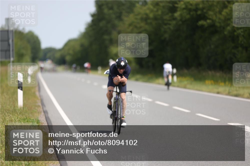 22.06.2025 - Viking Triathlon Yannick Fuchs http://msf.ph/oto/8094102 22.06.2025 11:56:11 Radfahren 125, 379, 442, 493, 499, 555, 647 meine-sportfotos.de