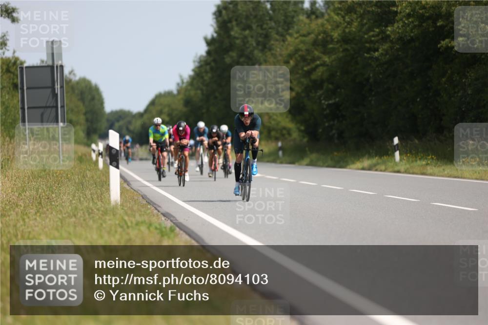 22.06.2025 - Viking Triathlon Yannick Fuchs http://msf.ph/oto/8094103 22.06.2025 11:19:45 Radfahren 17, 62, 100, 116, 224, 278, 299, 350, 457, 520, 623 meine-sportfotos.de