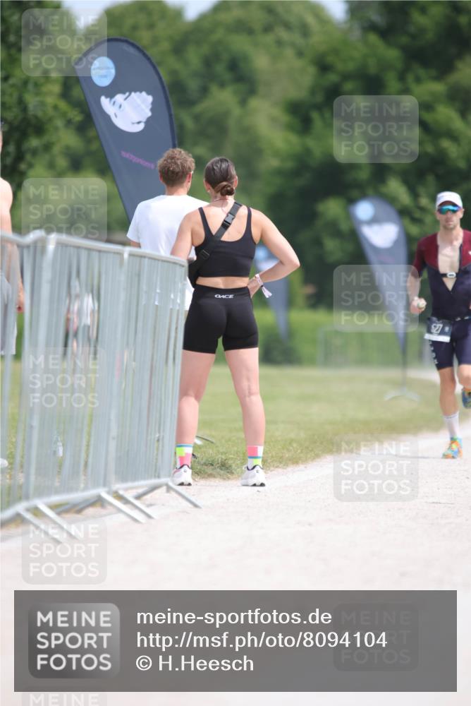 22.06.2025 - Viking Triathlon H.Heesch http://msf.ph/oto/8094104 22.06.2025 13:04:20 Laufen 1, 527 meine-sportfotos.de