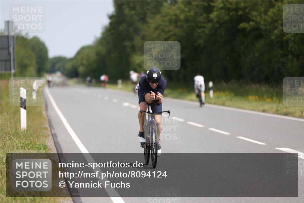 22.06.2025 - Viking Triathlon Yannick Fuchs http://msf.ph/oto/8094124 22.06.2025 11:56:11 Radfahren 125, 379, 442, 493, 499, 555, 647 meine-sportfotos.de