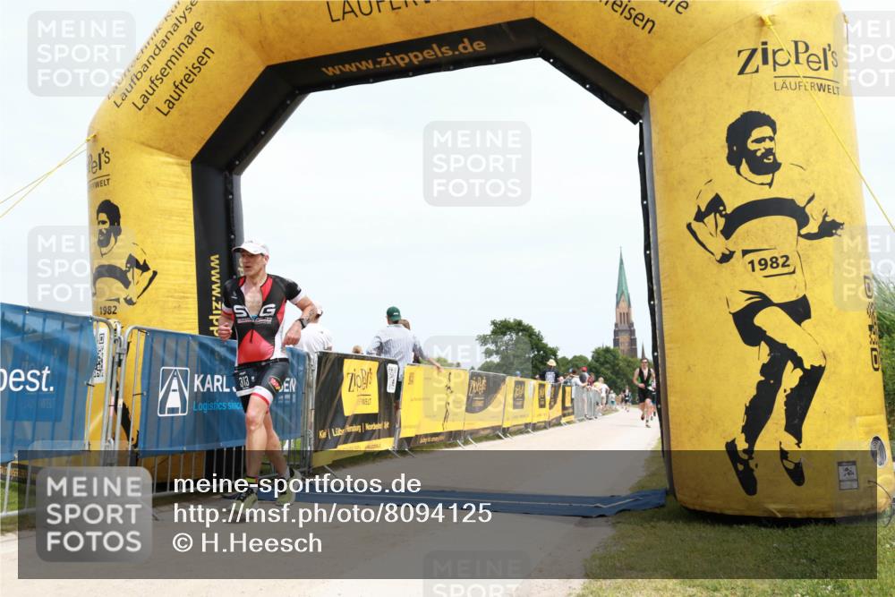 22.06.2025 - Viking Triathlon H.Heesch http://msf.ph/oto/8094125 22.06.2025 14:01:49 Laufen 13, 51, 313, 540 meine-sportfotos.de