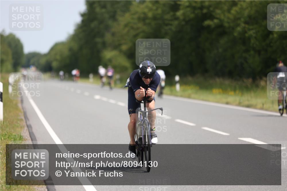 22.06.2025 - Viking Triathlon Yannick Fuchs http://msf.ph/oto/8094130 22.06.2025 11:56:11 Radfahren 125, 379, 442, 493, 499, 555, 647 meine-sportfotos.de