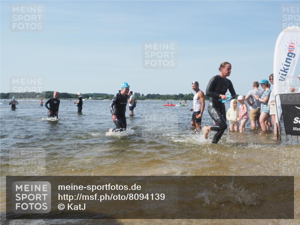 22.06.2025 - Viking Triathlon KatJ http://msf.ph/oto/8094139 22.06.2025 10:29:29 Schwimmen 6, 11, 30, 33, 243, 612 meine-sportfotos.de