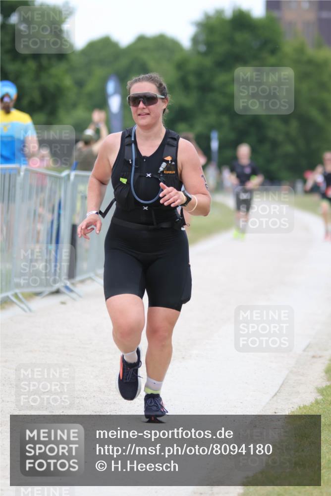 22.06.2025 - Viking Triathlon H.Heesch http://msf.ph/oto/8094180 22.06.2025 15:21:12 Laufen 16 meine-sportfotos.de