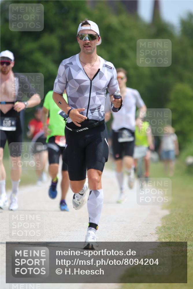 22.06.2025 - Viking Triathlon H.Heesch http://msf.ph/oto/8094204 22.06.2025 13:04:25 Laufen 1, 435, 527, 536, 654 meine-sportfotos.de