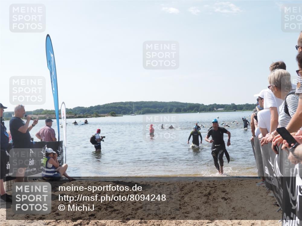 22.06.2025 - Viking Triathlon MichiJ http://msf.ph/oto/8094248 22.06.2025 10:40:05 Schwimmen 248, 283, 538 meine-sportfotos.de