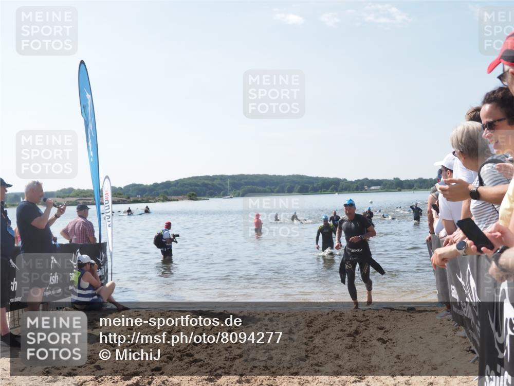 22.06.2025 - Viking Triathlon MichiJ http://msf.ph/oto/8094277 22.06.2025 10:40:06 Schwimmen 248, 283, 394, 538, 553 meine-sportfotos.de