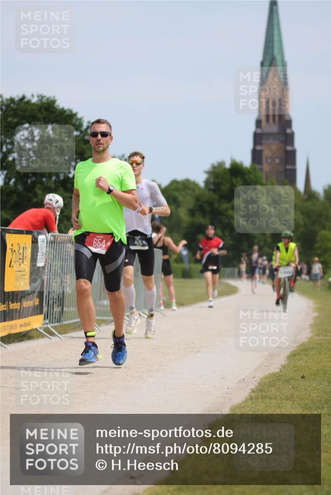 22.06.2025 - Viking Triathlon H.Heesch http://msf.ph/oto/8094285 22.06.2025 13:04:30 Laufen 1, 435, 527, 536, 641, 654 meine-sportfotos.de
