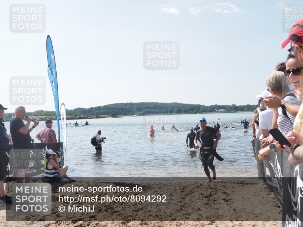 22.06.2025 - Viking Triathlon MichiJ http://msf.ph/oto/8094292 22.06.2025 10:40:06 Schwimmen 248, 283, 394, 538, 553 meine-sportfotos.de