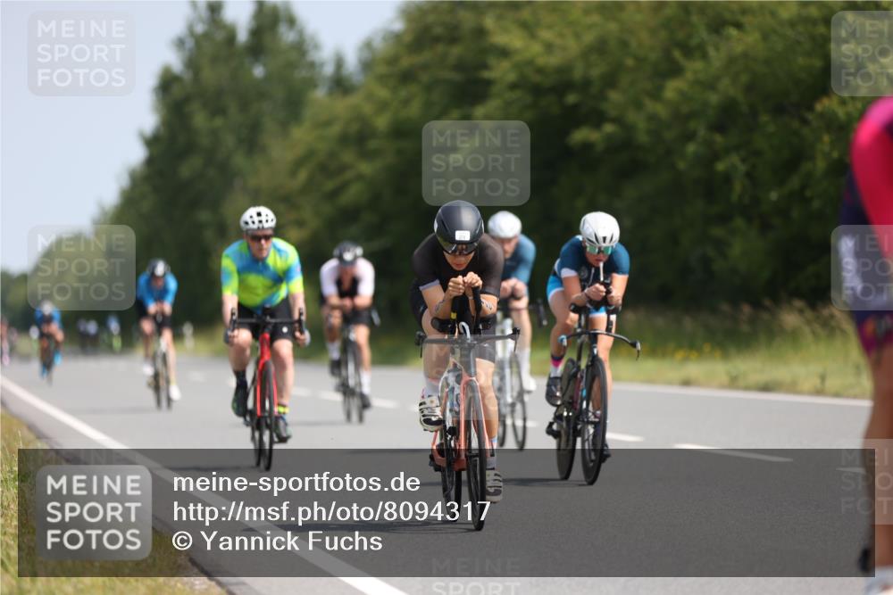 22.06.2025 - Viking Triathlon Yannick Fuchs http://msf.ph/oto/8094317 22.06.2025 11:19:49 Radfahren 17, 62, 100, 116, 224, 226, 278, 350, 457, 520, 623 meine-sportfotos.de