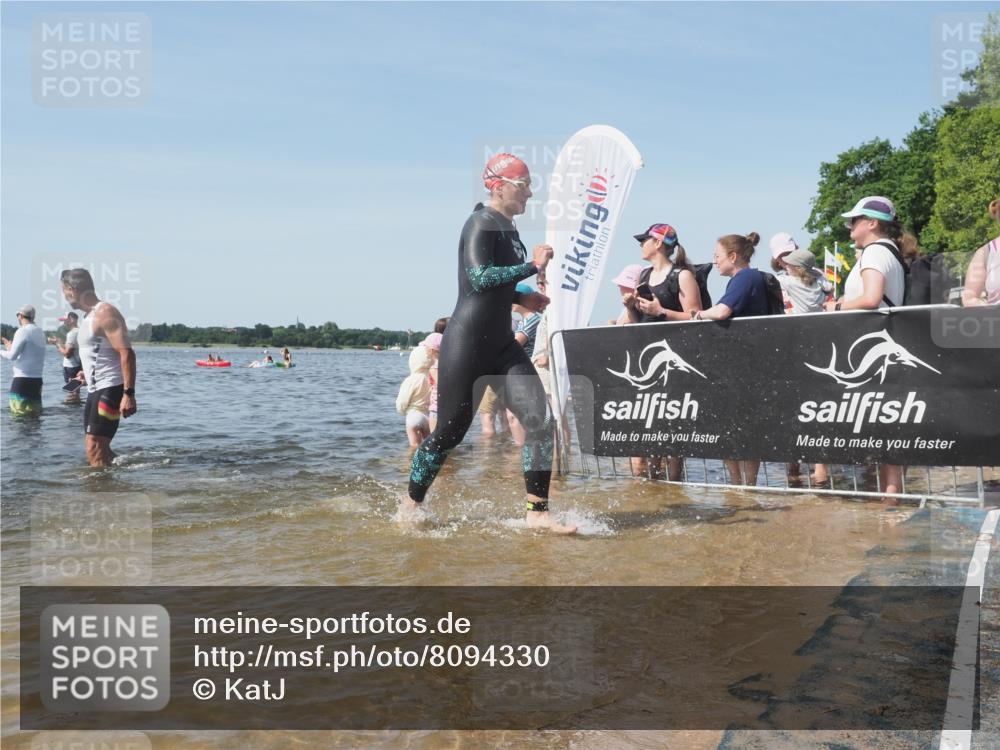 22.06.2025 - Viking Triathlon KatJ http://msf.ph/oto/8094330 22.06.2025 10:29:36 Schwimmen 6, 612 meine-sportfotos.de