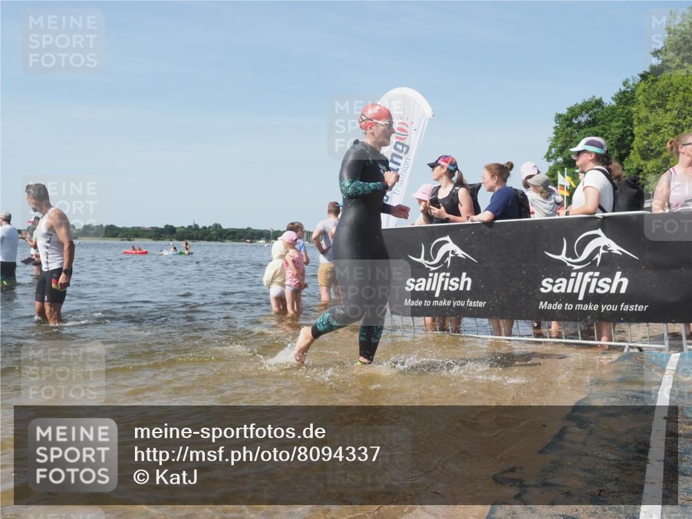 22.06.2025 - Viking Triathlon KatJ http://msf.ph/oto/8094337 22.06.2025 10:29:36 Schwimmen 6, 612 meine-sportfotos.de