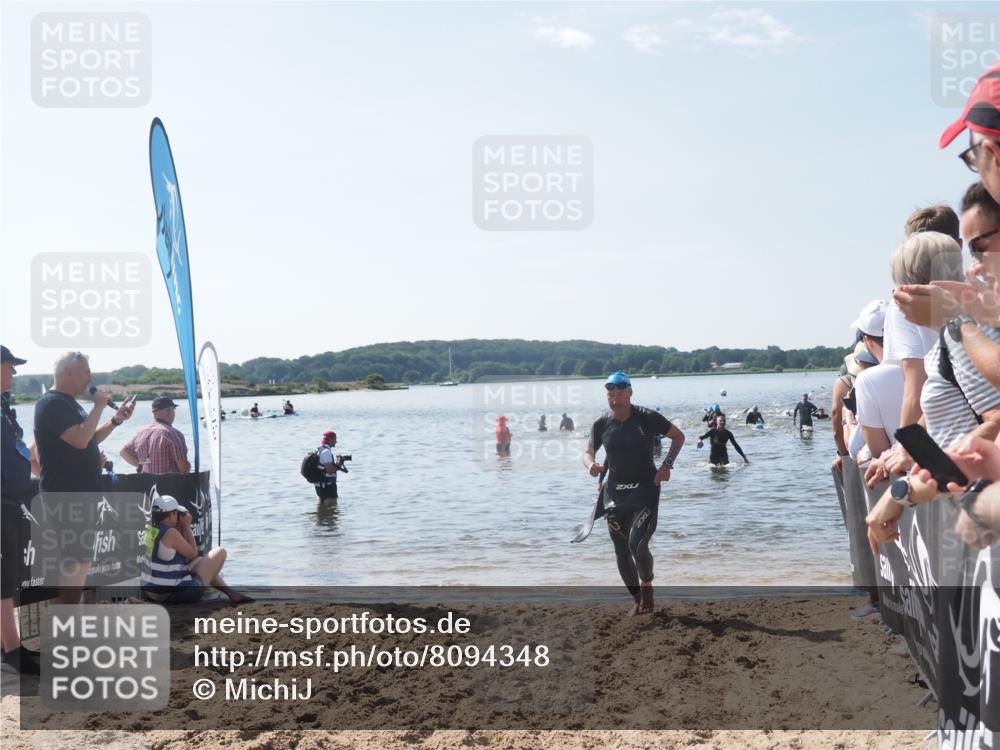 22.06.2025 - Viking Triathlon MichiJ http://msf.ph/oto/8094348 22.06.2025 10:40:06 Schwimmen 248, 283, 394, 538, 553 meine-sportfotos.de