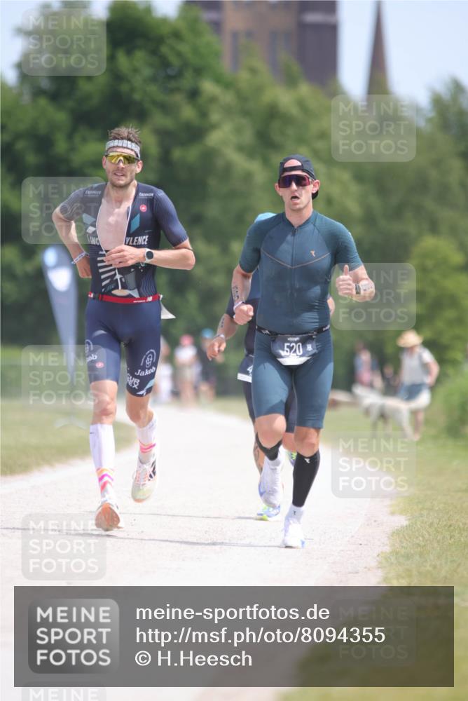 22.06.2025 - Viking Triathlon H.Heesch http://msf.ph/oto/8094355 22.06.2025 13:04:39 Laufen 434, 520, 557, 641 meine-sportfotos.de