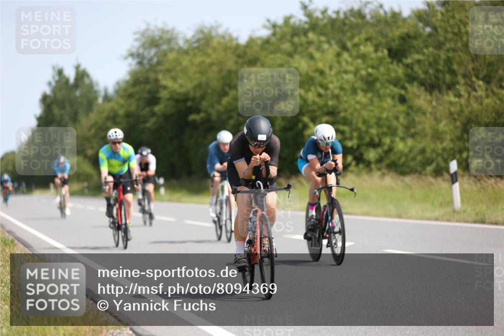 22.06.2025 - Viking Triathlon Yannick Fuchs http://msf.ph/oto/8094369 22.06.2025 11:19:50 Radfahren 17, 62, 100, 116, 224, 226, 278, 350, 402, 457, 520, 623 meine-sportfotos.de